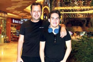 Baba oğul keyif yaptı