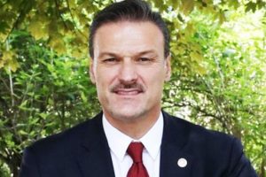 AK Partili Özalan: 'Kovuldum resmen'