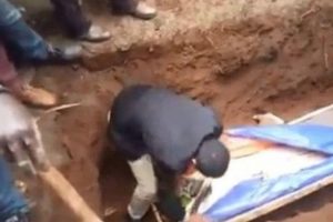 Etiyopya'da ölüyü diriltemeyen 'sahte peygamber' gözaltına alındı