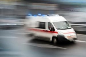 Hastaya müdahaleye giden görevli dayak yedi!