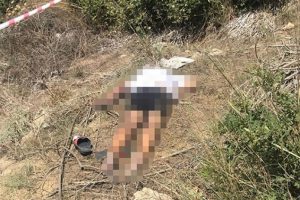 Boş arazide erkek cesedi bulundu