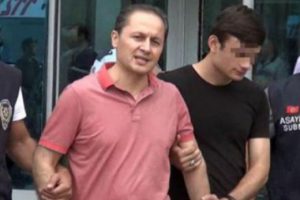 Eski HSYK Başkanı İbrahim Okur: 'Nurcu liste'yi Erdoğan imzaladı