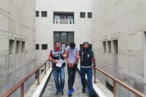 Bursa'da Toros'u çalıştıramayınca lüks otomobili çaldı