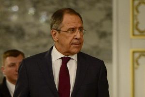 Lavrov Almanya Başbakanı Merkel ile görüştü