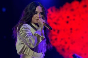 Şarkıcı Demi Lovato hastaneye kaldırıldı iddiası