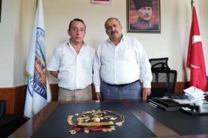 Taksici 110 bin değerinde takı olan çantayı...