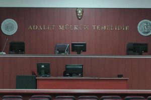 FETÖ'den yargılanan eski polislere hapis cezası