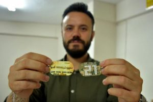 Bursa'da kredi kartı görünümlü bedelli künyesi