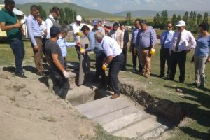 Ardahan'da bulunan Rus subayın cesedi toprağa verildi