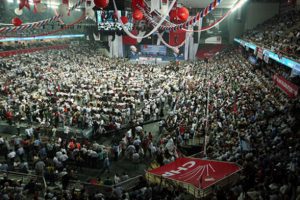 CHP'de imza krizi: Karşılıklı suçlamalar