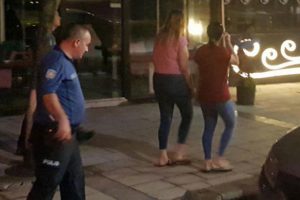 Esnaftan fuhuş şikayeti! Böyle yakalandılar...