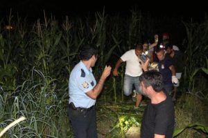 Otomobilden fırlayan sürücüyü böyle aradılar!