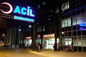 Ödemiş'te kamyonet şarampole devrildi: 7 yaralı