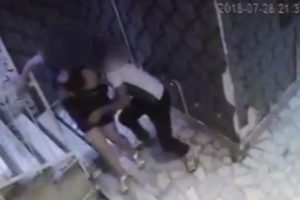 Sultangazi'de iğrenç taciz kameraya yansıdı!