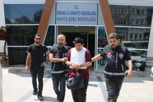 Pompalı tüfekle öldürülen enişte ve yeğen defnedildi