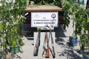 Polis uyuşturucu tacirlerine nefes aldırmıyor!