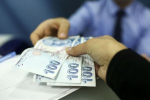 Emeklilerin bayram ikramiyesi ne zaman ödenecek?