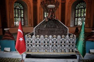 İşte Bursa'daki Gümüşlü Kümbet'in sırrı
