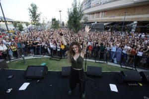 İzmirliler Sena Şener'i çok sevdi