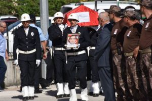 Mesai arkadaşının şehit ettiği polise son görev!