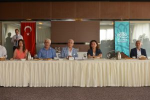 Bursa Nilüfer Belediye Başkanı Mustafa Bozbey muhtarlarla bir araya geldi