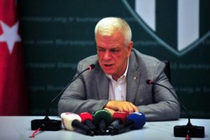 Bursaspor'da 3 transfer daha yolda