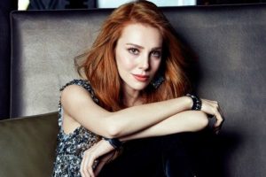 Can Kırıkları'nda Elçin Sangu'nun rolü için kiminle görüşülüyor?