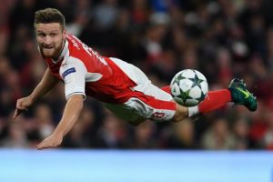 Mustafi el yakıyor