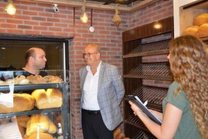 Bursa'nın İznik Belediye Başkanı Sargın sabah mesaisine halkla başladı