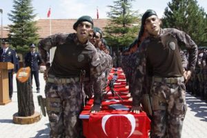 338 özel harekat polis adayı mezun oldu