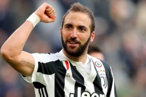 Higuain Milan'a imza atıyor!