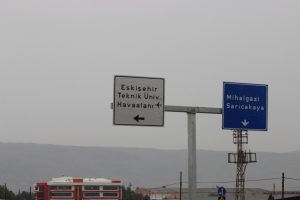 Anadolu Üniversitesinden ayrılan Eskişehir Teknik Üniversitesinin tabelası asıldı
