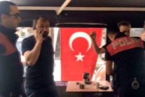 Kafeterya ve metruk binalara baskın!