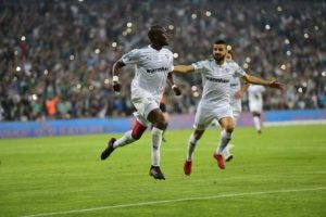 Bursaspor'a kiralık yaramıyor