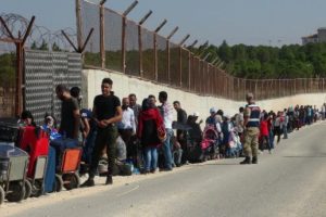 Öncüpınar Sınır Kapısı'nda Suriyelilerin bayram ziyareti yoğunluğu