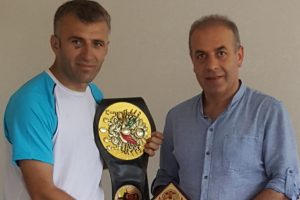 Zekeriya Kara, altın kemeri kaptı
