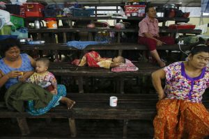Myanmar'da tahliye sayısı 148 bine yükseldi