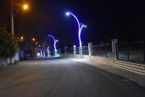 Türkiye- Suriye sınırına dekoratif aydınlatma