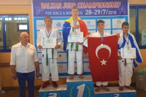 Bursa'ya judoda Balkan madalyası