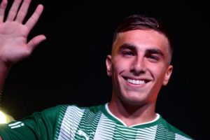Bursasporlu Ozan Can Kökçü Giresunspor'da