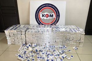 Otobüste 4 bin 500 kaçak sigara ele geçirildi