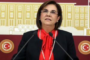 CHP'nin kurultay açıklamasına muhaliflerden yanıt