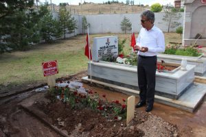 Türkiye şehit anne ve bebeğini yalnız bırakmıyor