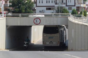 Klimayı hesap edemeyen sürücü neye uğradığını anlamadı