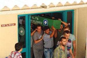 Suriyeli çocuğu ölüm lokantada yakaladı