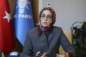 Çam, AK Parti Genel Merkez Kadın Kolları Başkanlığına yeniden seçildi