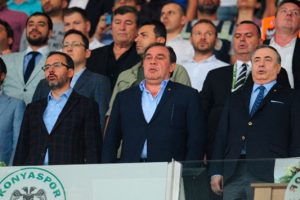 Bakan Kasapoğlu ve TFF Başkanı Demirören tribünde