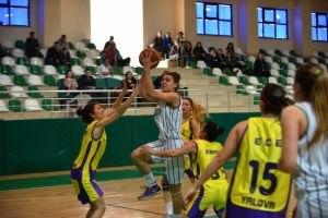 Bayraktar, Bursa Büyükşehir Belediyespor'a geri döndü