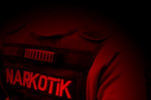 Narkotik operasyonunda polisi bile şoke eden düzenek