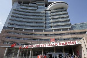 CHP'de gündem revizyon
